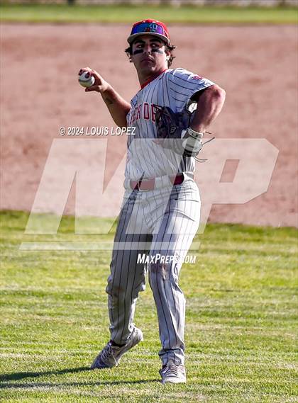 Thumbnail 3 in Mater Dei @ Damien (CIF SS DIV 1 Playoff) photogallery.