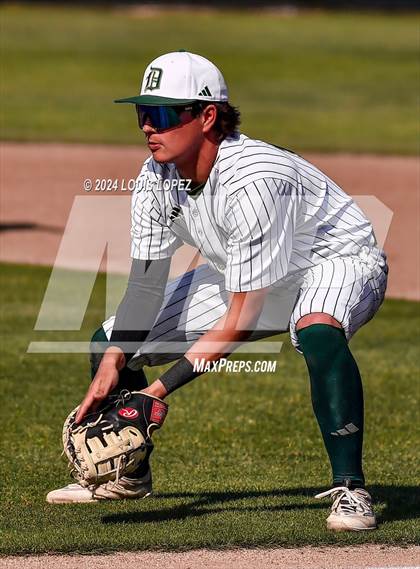 Thumbnail 3 in Mater Dei @ Damien (CIF SS DIV 1 Playoff) photogallery.