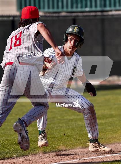 Thumbnail 3 in Mater Dei @ Damien (CIF SS DIV 1 Playoff) photogallery.