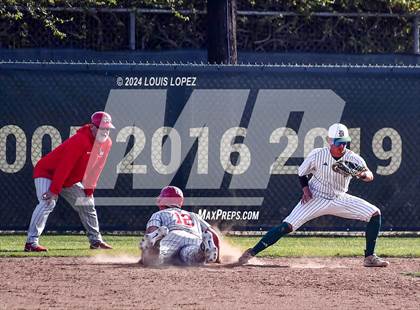 Thumbnail 3 in Mater Dei @ Damien (CIF SS DIV 1 Playoff) photogallery.