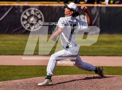 Thumbnail 3 in Mater Dei @ Damien (CIF SS DIV 1 Playoff) photogallery.