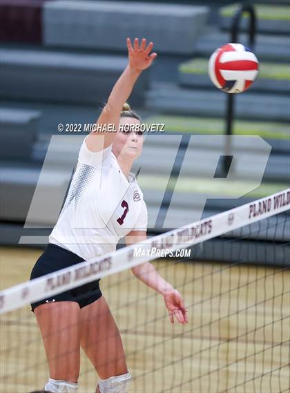 Thumbnail 2 in Allen @ Plano photogallery.