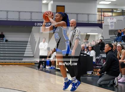 Thumbnail 2 in Hamilton Southeastern vs. Fremd (Sneakers for Santa Shootout) photogallery.