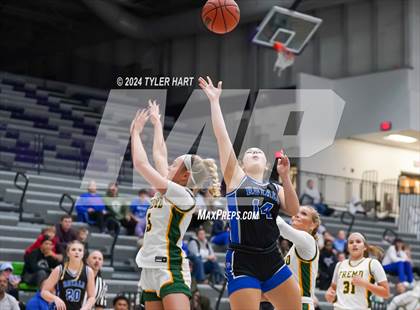 Thumbnail 3 in Hamilton Southeastern vs. Fremd (Sneakers for Santa Shootout) photogallery.