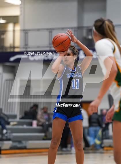 Thumbnail 1 in Hamilton Southeastern vs. Fremd (Sneakers for Santa Shootout) photogallery.