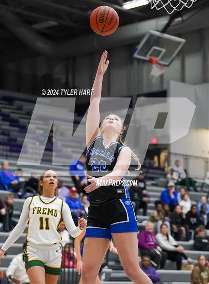 Thumbnail 1 in Hamilton Southeastern vs. Fremd (Sneakers for Santa Shootout) photogallery.