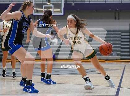 Thumbnail 3 in Hamilton Southeastern vs. Fremd (Sneakers for Santa Shootout) photogallery.