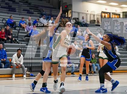 Thumbnail 3 in Hamilton Southeastern vs. Fremd (Sneakers for Santa Shootout) photogallery.