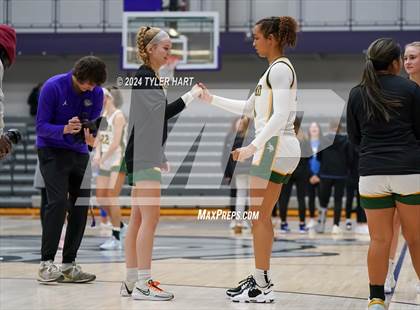 Thumbnail 3 in Hamilton Southeastern vs. Fremd (Sneakers for Santa Shootout) photogallery.