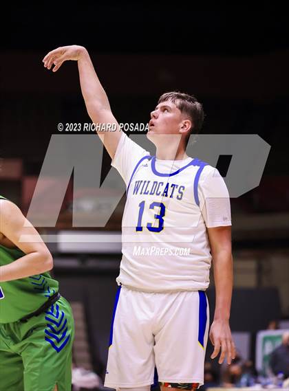 Thumbnail 2 in Highland vs. Taft (CIF CS Division VI Championship) photogallery.
