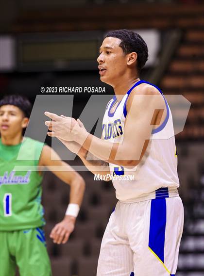 Thumbnail 1 in Highland vs. Taft (CIF CS Division VI Championship) photogallery.