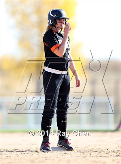 Thumbnail 1 in Erie vs. Valor Christian (CHSAA 4A Semifinal) photogallery.