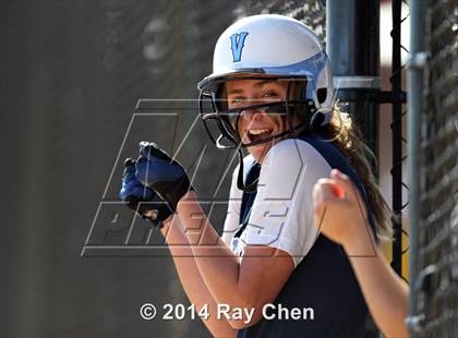 Thumbnail 1 in Erie vs. Valor Christian (CHSAA 4A Semifinal) photogallery.