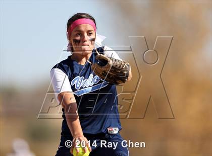 Thumbnail 3 in Erie vs. Valor Christian (CHSAA 4A Semifinal) photogallery.