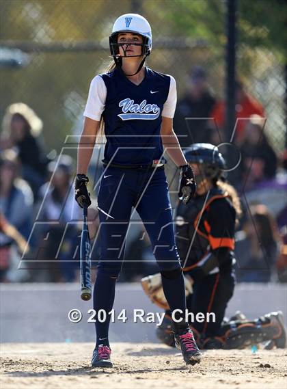 Thumbnail 3 in Erie vs. Valor Christian (CHSAA 4A Semifinal) photogallery.