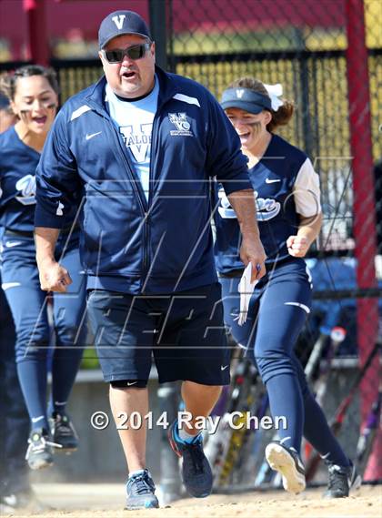 Thumbnail 2 in Erie vs. Valor Christian (CHSAA 4A Semifinal) photogallery.