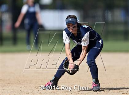 Thumbnail 2 in Erie vs. Valor Christian (CHSAA 4A Semifinal) photogallery.