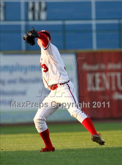 Thumbnail 3 in Newport Central Catholic vs. Pleasure Ridge Park (KHSAA Quarterfinal) photogallery.
