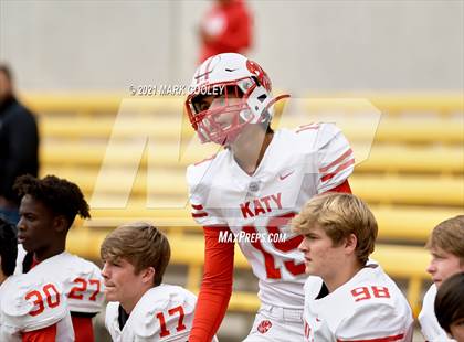 Thumbnail 1 in Katy @ Westlake (UIL 6A DII Semifinal) photogallery.