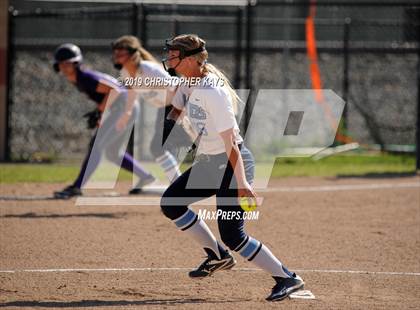 Thumbnail 3 in Pinckneyville vs. Harrisburg (IHSA 2A Sectional Championship) photogallery.