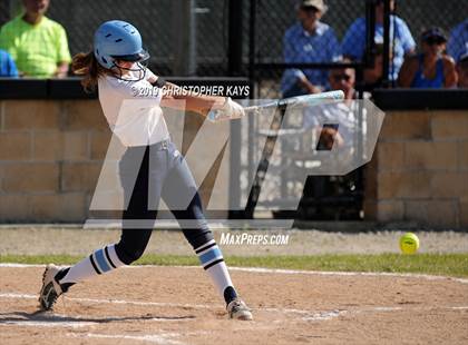 Thumbnail 1 in Pinckneyville vs. Harrisburg (IHSA 2A Sectional Championship) photogallery.