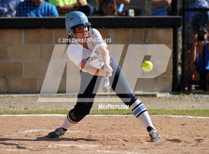 Thumbnail 2 in Pinckneyville vs. Harrisburg (IHSA 2A Sectional Championship) photogallery.