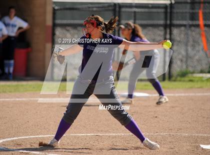 Thumbnail 3 in Pinckneyville vs. Harrisburg (IHSA 2A Sectional Championship) photogallery.