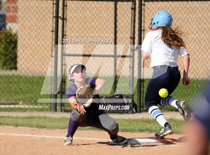 Thumbnail 1 in Pinckneyville vs. Harrisburg (IHSA 2A Sectional Championship) photogallery.