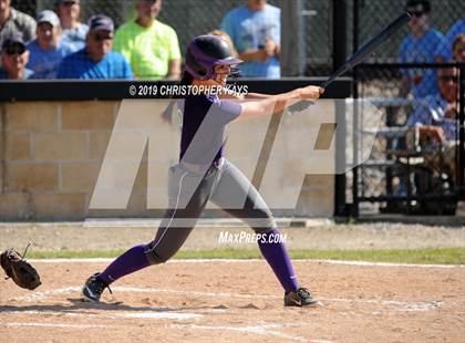 Thumbnail 2 in Pinckneyville vs. Harrisburg (IHSA 2A Sectional Championship) photogallery.