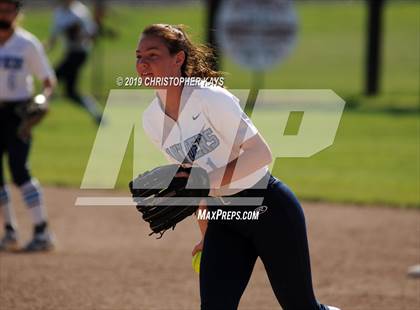 Thumbnail 2 in Pinckneyville vs. Harrisburg (IHSA 2A Sectional Championship) photogallery.