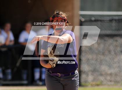 Thumbnail 1 in Pinckneyville vs. Harrisburg (IHSA 2A Sectional Championship) photogallery.