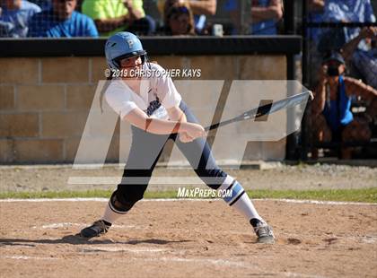 Thumbnail 3 in Pinckneyville vs. Harrisburg (IHSA 2A Sectional Championship) photogallery.