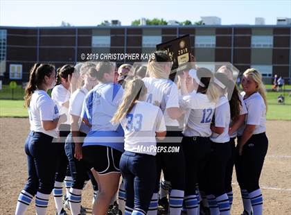 Thumbnail 1 in Pinckneyville vs. Harrisburg (IHSA 2A Sectional Championship) photogallery.