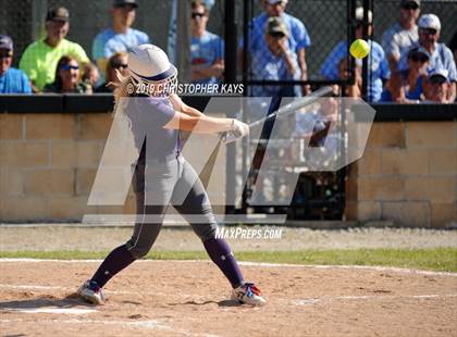 Thumbnail 3 in Pinckneyville vs. Harrisburg (IHSA 2A Sectional Championship) photogallery.