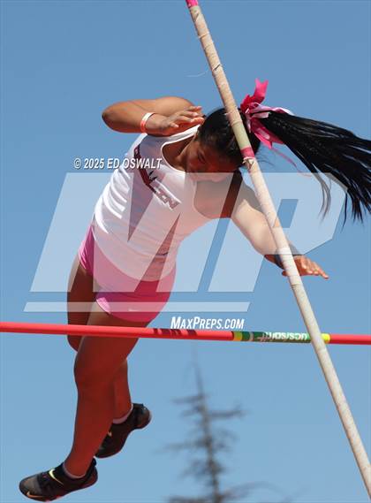 Thumbnail 2 in CIF NCS Meet of Champions (Pole Vault) photogallery.