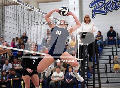 Thumbnail 2 in College Station vs. Lake Creek (UIL 5A Regional Quarterfinal) photogallery.