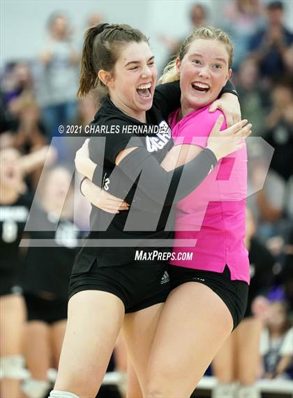 Thumbnail 2 in College Station vs. Lake Creek (UIL 5A Regional Quarterfinal) photogallery.