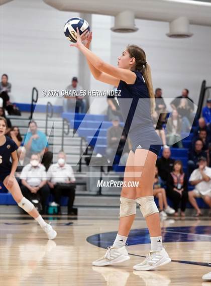 Thumbnail 1 in College Station vs. Lake Creek (UIL 5A Regional Quarterfinal) photogallery.
