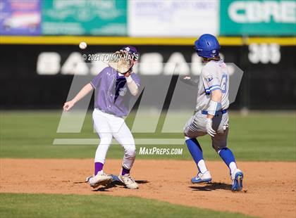 Thumbnail 2 in Brock vs. Jacksboro (UIL 3A Playoff) photogallery.