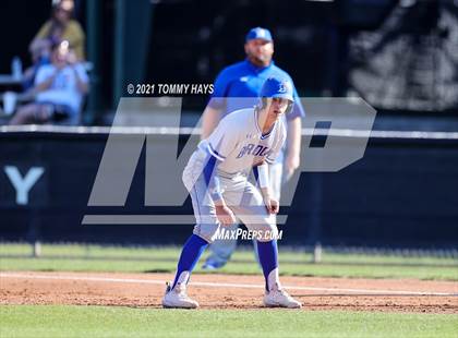 Thumbnail 2 in Brock vs. Jacksboro (UIL 3A Playoff) photogallery.