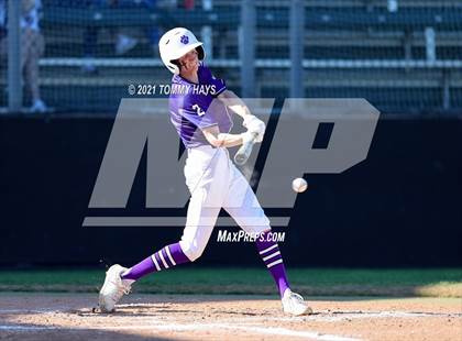 Thumbnail 2 in Brock vs. Jacksboro (UIL 3A Playoff) photogallery.