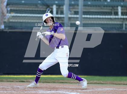 Thumbnail 3 in Brock vs. Jacksboro (UIL 3A Playoff) photogallery.