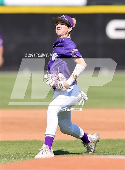 Thumbnail 1 in Brock vs. Jacksboro (UIL 3A Playoff) photogallery.