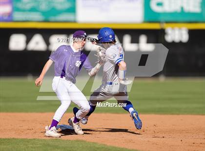 Thumbnail 1 in Brock vs. Jacksboro (UIL 3A Playoff) photogallery.