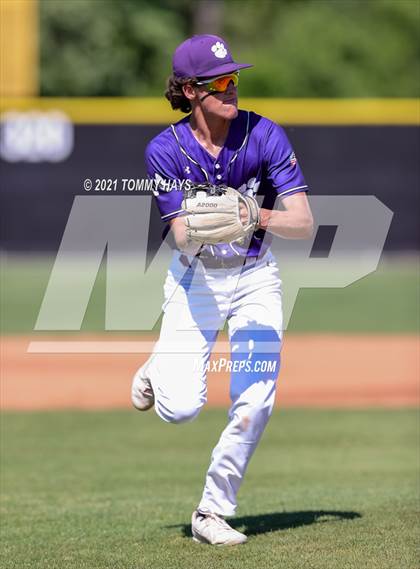 Thumbnail 2 in Brock vs. Jacksboro (UIL 3A Playoff) photogallery.