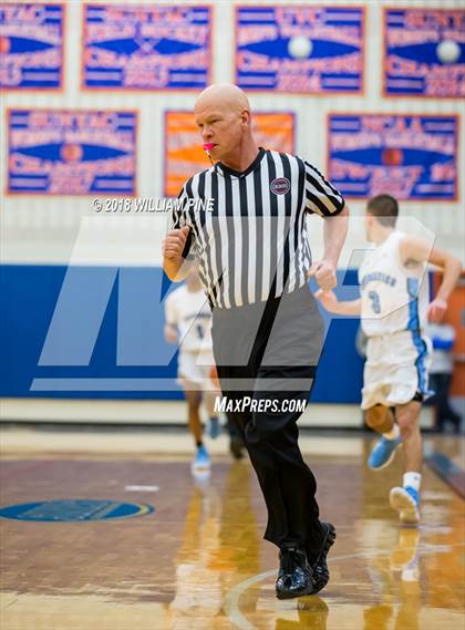 Thumbnail 3 in Saugerties vs. Middletown (Officials vs Cancer) photogallery.