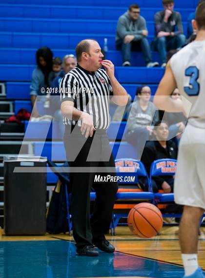 Thumbnail 3 in Saugerties vs. Middletown (Officials vs Cancer) photogallery.