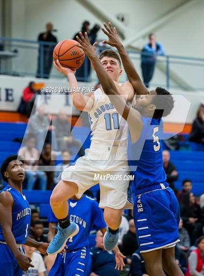 Thumbnail 3 in Saugerties vs. Middletown (Officials vs Cancer) photogallery.