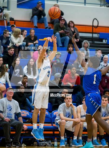 Thumbnail 3 in Saugerties vs. Middletown (Officials vs Cancer) photogallery.