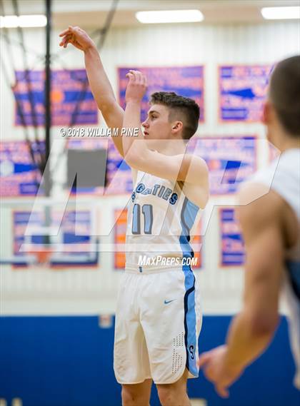 Thumbnail 2 in Saugerties vs. Middletown (Officials vs Cancer) photogallery.